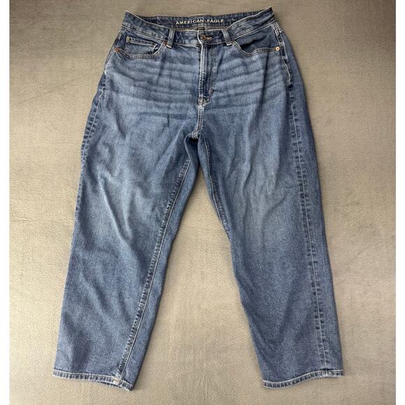 American‎ Eagle Jeans Womens 8 SHORT Mom Jean Hi Rise Tapered Leg Blue 3502 - Picture 1 of 9